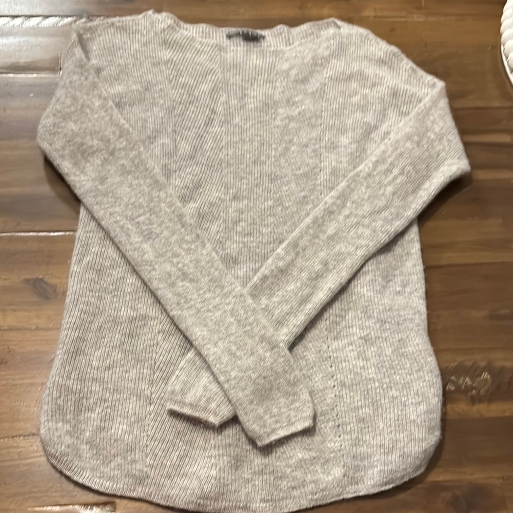 Vince Cashmere Gray Sweater Sz Small